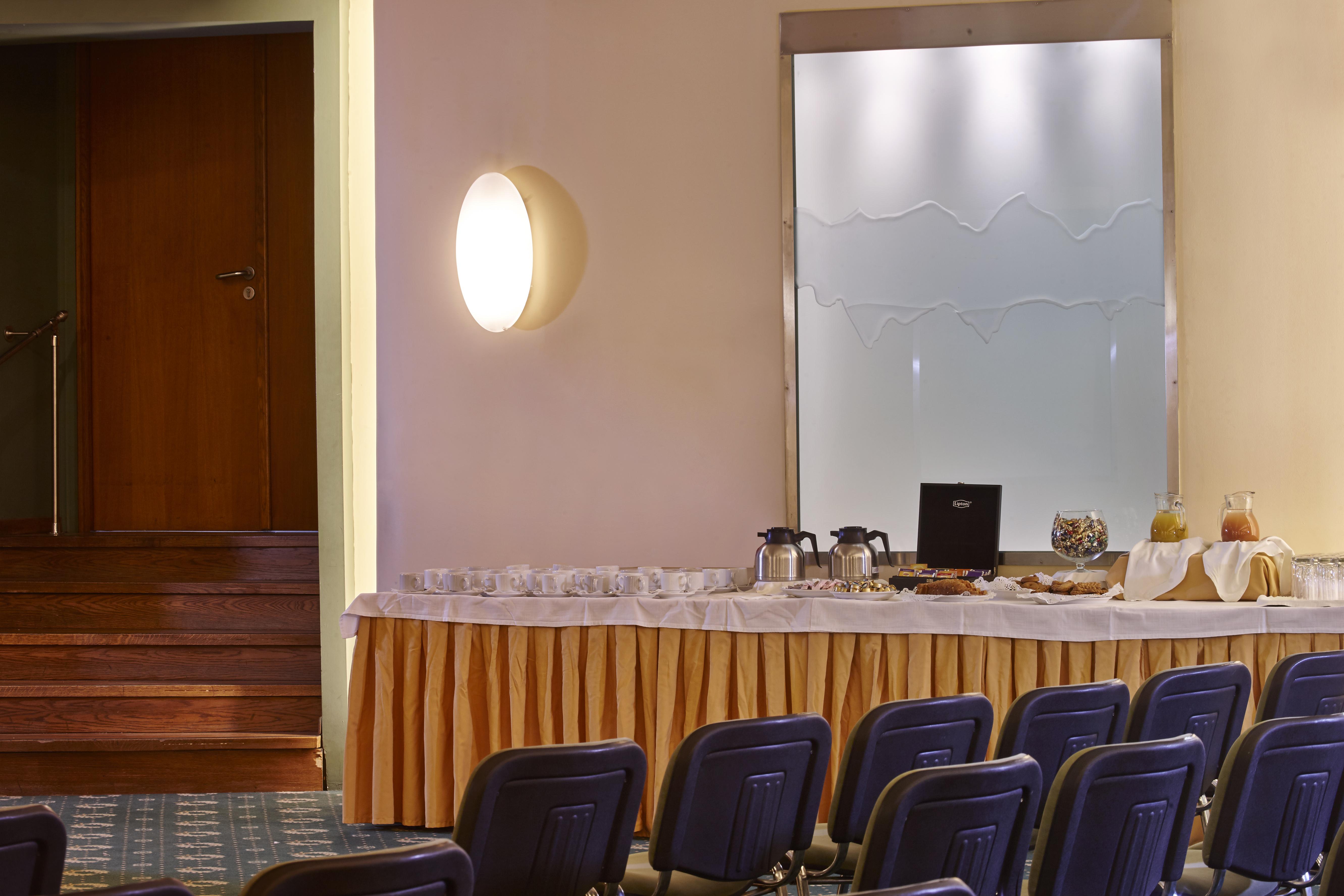 Lucy Hotel Chalkís Kültér fotó