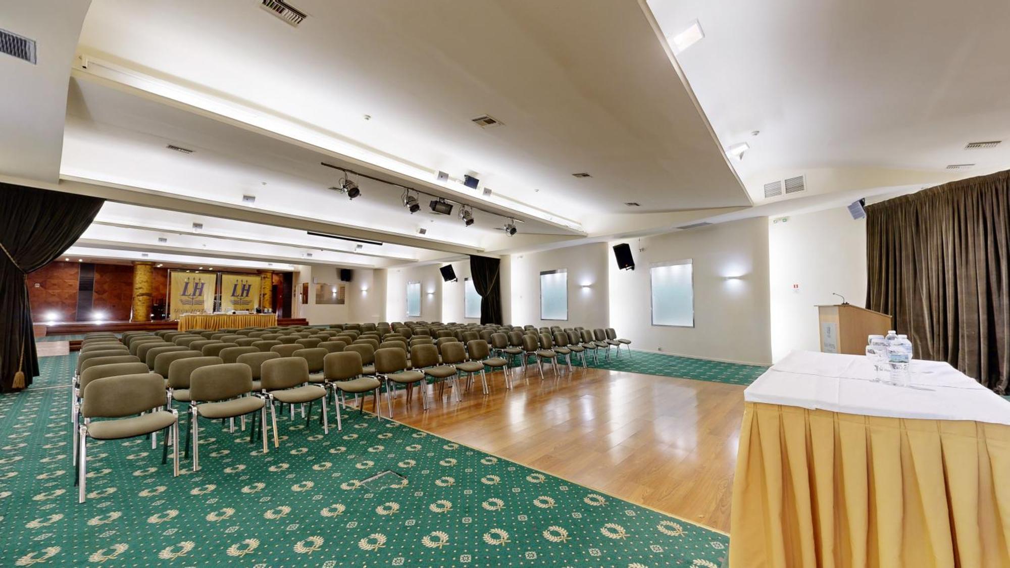 Lucy Hotel Chalkís Kültér fotó
